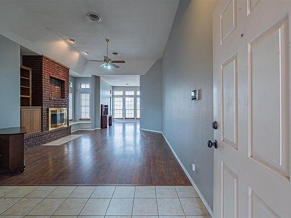 5th image of 1514 Southern Hills Dr