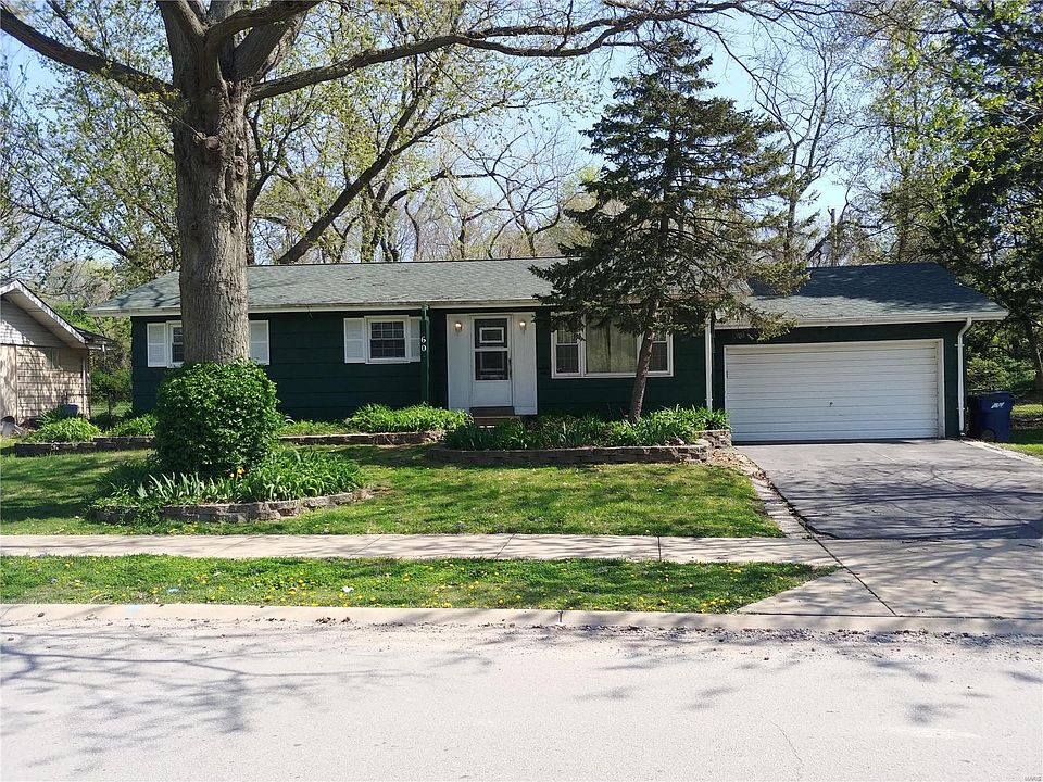 1st image of 60 Forestwood Dr