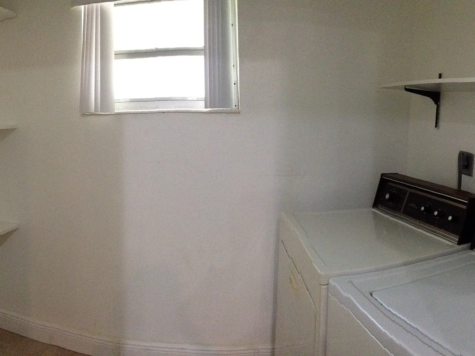 2 bed, 1235 sqft, $2,500 — Photo 3