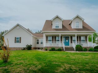 643 J D Buchanan Rd, Hanson, KY 42413