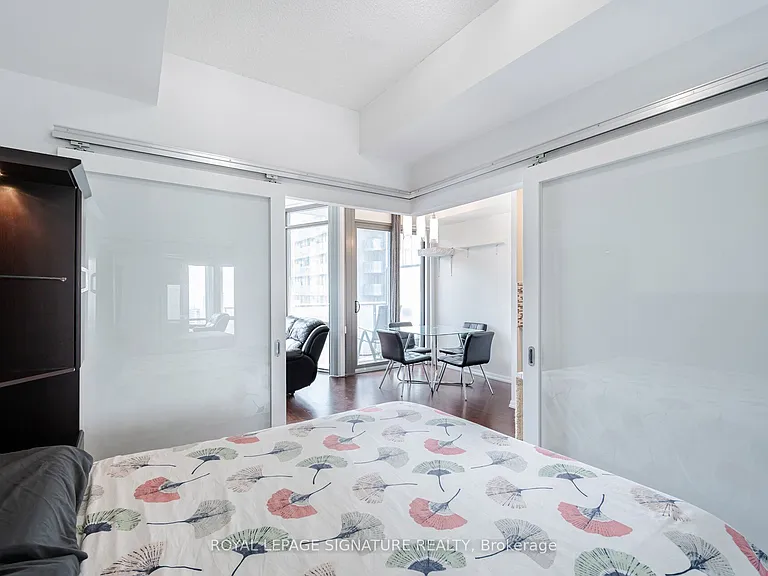 832 Bay St #3307 — Photo 21