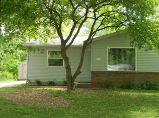 2492 Brookdale Dr, Holland, MI 49424