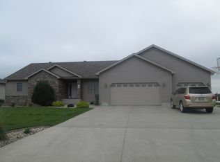 3530 14th Ave NW, Watertown, SD 57201