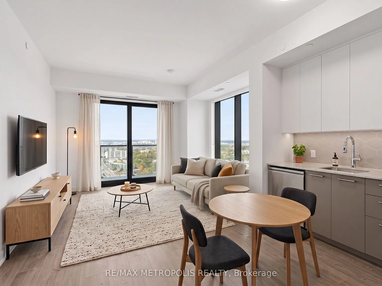 2 bed, $1,775 — Photo 2