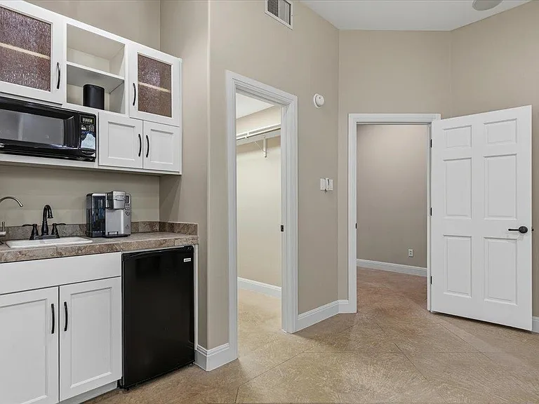 25207 Lake View Dr — Photo 24