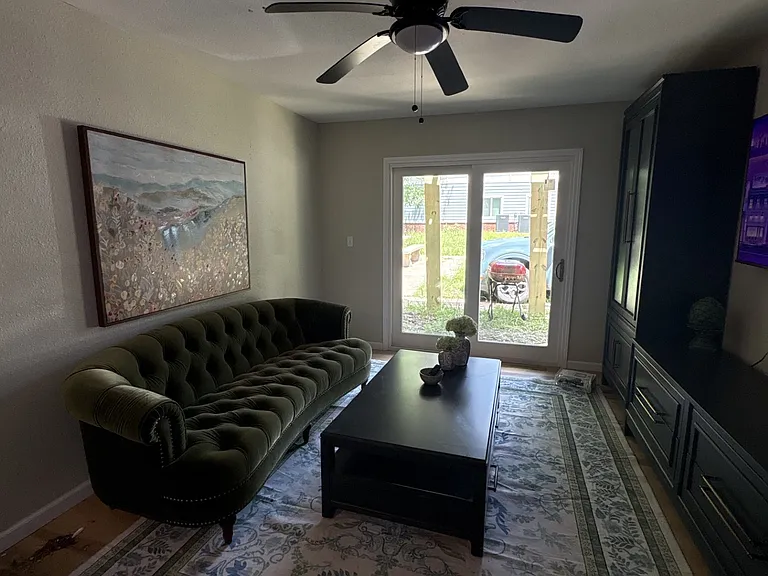 850 Field Ave NW #2 — Photo 2