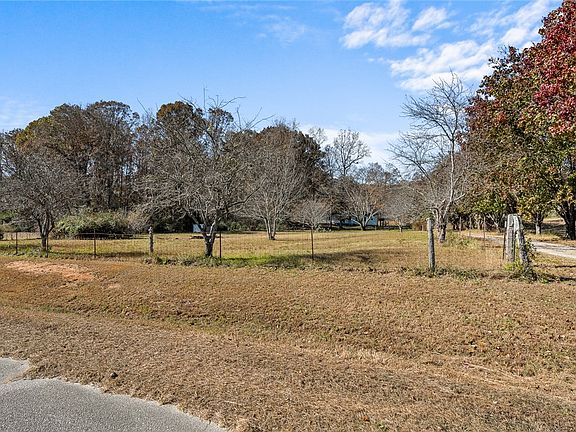 2nd image of 522 Durbin Meadows Rd