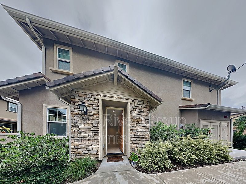 1st image of 6572 Calle Koral