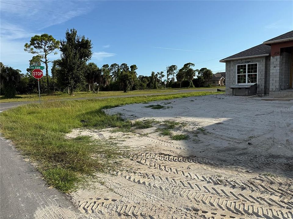 2nd image of 2 TEE VIEW ROAD