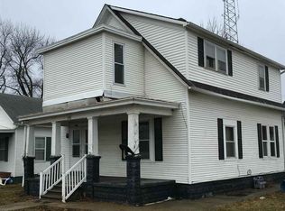 627 N Sangamon St, Lincoln, IL 62656