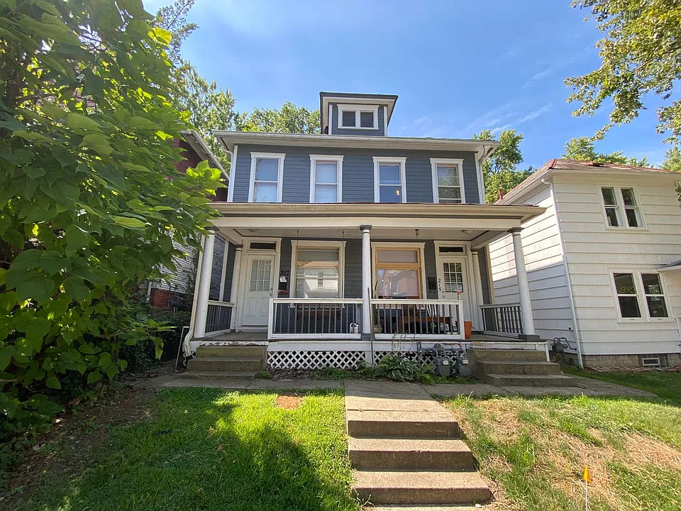 E Maynard Ave 215-217 YBR