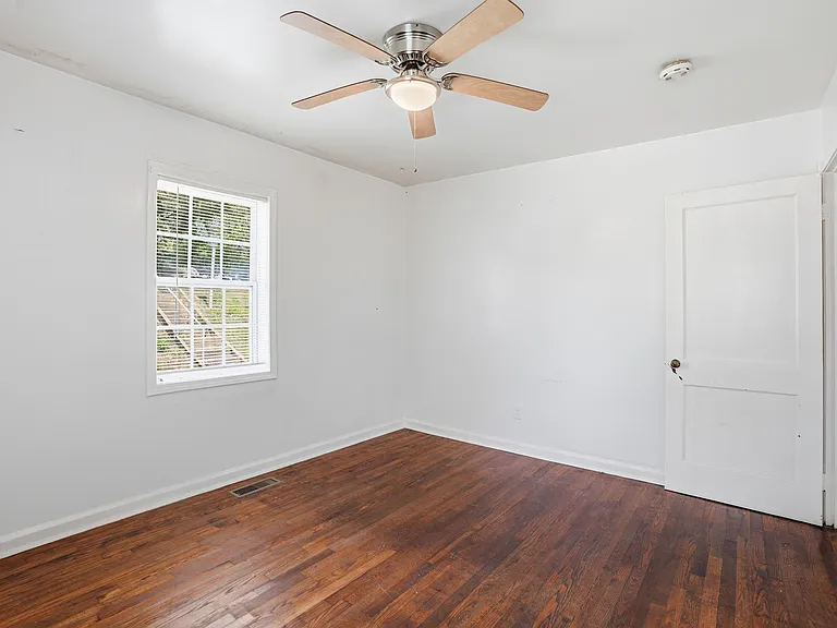 517 11th Ct W — Photo 22