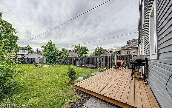 3rd image of 43 Adair Ave S