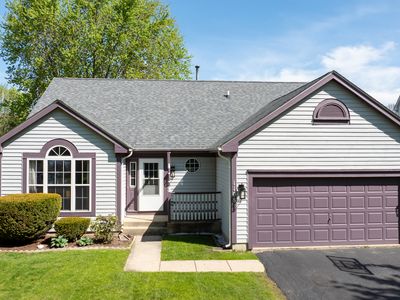 1108 Little Falls Dr, Elgin, IL, 60120