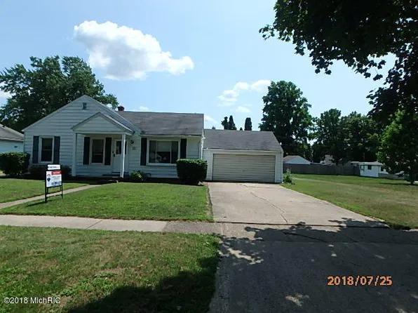 341 Burnham St W, Battle Creek, MI 49015
