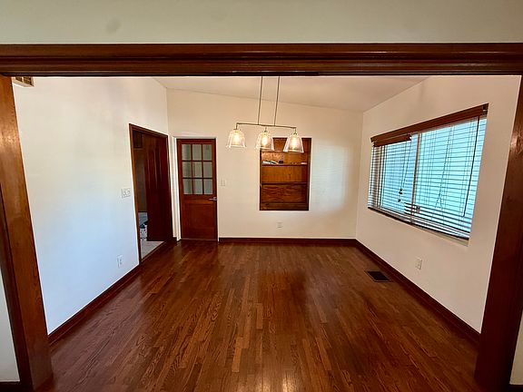 5th image of 2819 Rogan Rd