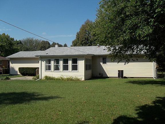 5th image of 1104 N Bailey Dr