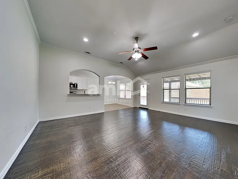322 Creekside Way — Photo 7