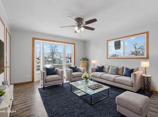 1037 Clifton St NE, Cedar Rapids, IA 52402