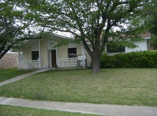 2641 Laramie St, Irving, TX 75062