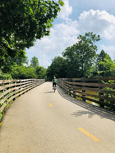 Olentangy Village Photo 1