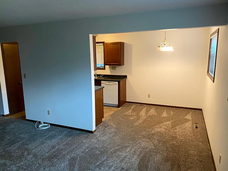 211 N 3rd St #1 — Photo 9
