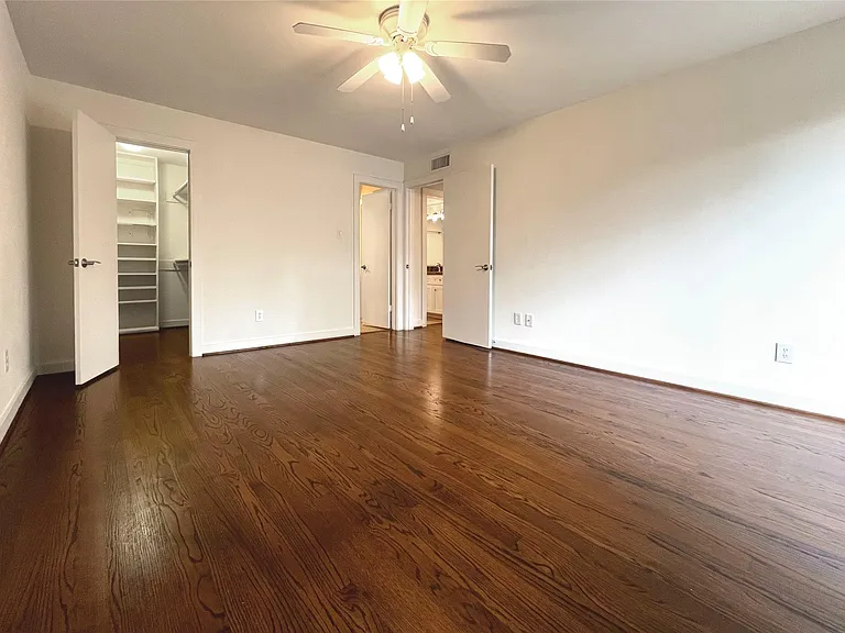 1601 S Shepherd Dr #161 — Photo 18