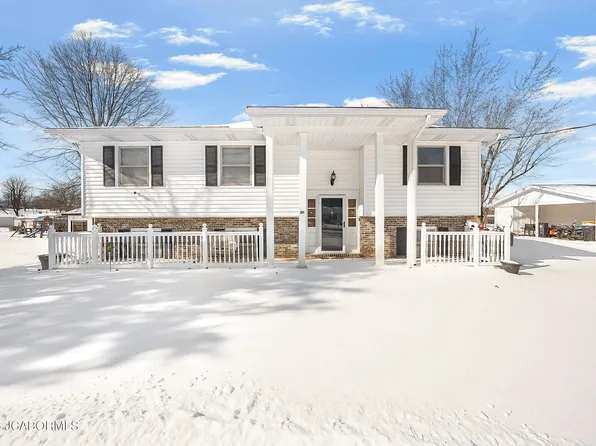 901 Elaine Dr, Fulton, MO 65251