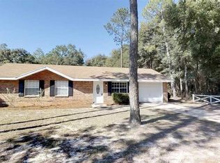 6813 Sagebrush Ln, Milton, FL 32570