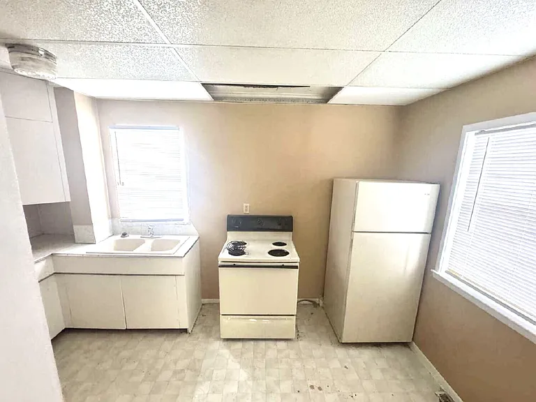 2401 Lowell Ave #1 — Photo 5