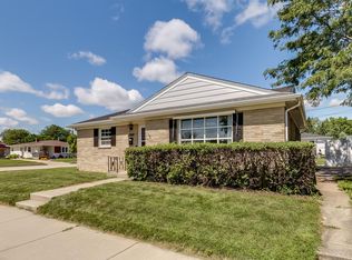 1840 Jupiter Ave, Racine, WI 53404
