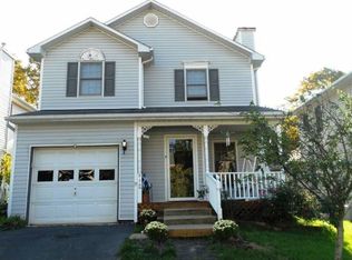 570 Upland St, Pottstown, PA 19464