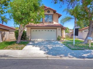 1262 Entrada Gln, Escondido, CA 92027