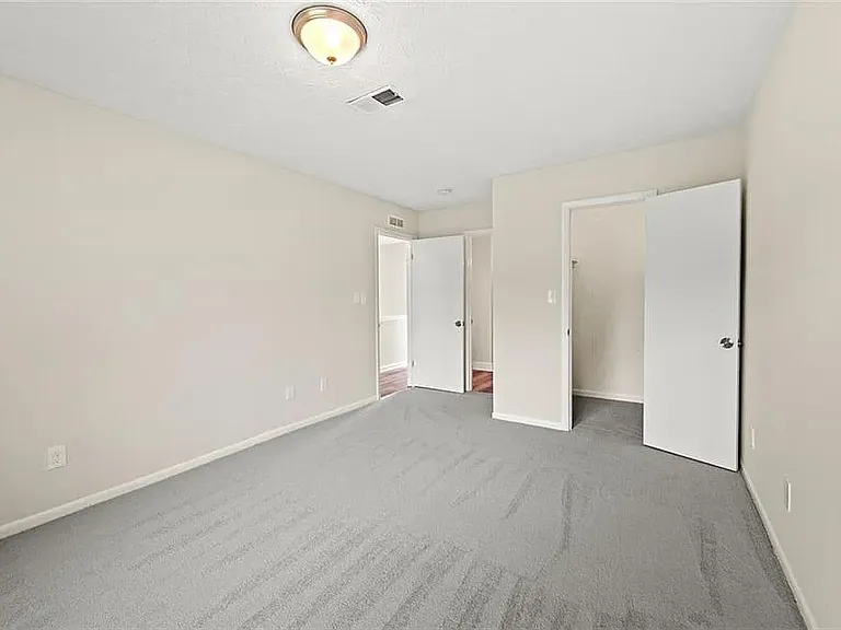 259 Country Club Dr — Photo 15