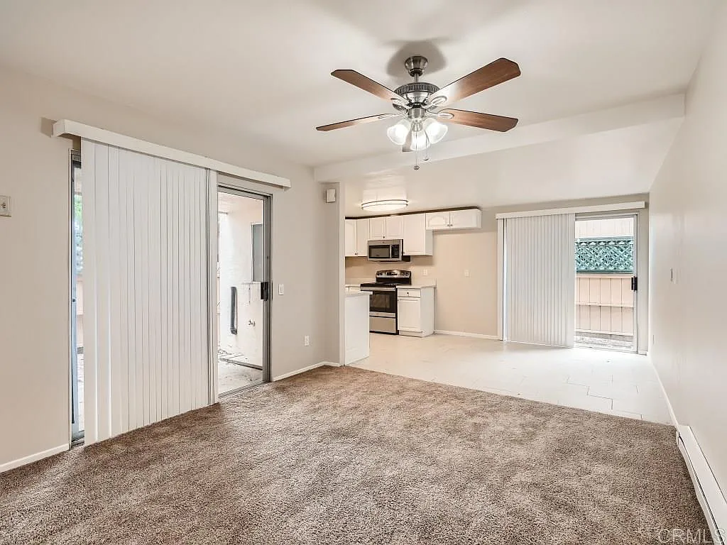 3 bed, 1209 sqft, $2,900 — Photo 2