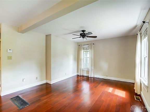 4th image of 112 Bellemonte St