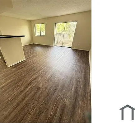 3272 Coral Lake Ln — Photo 3