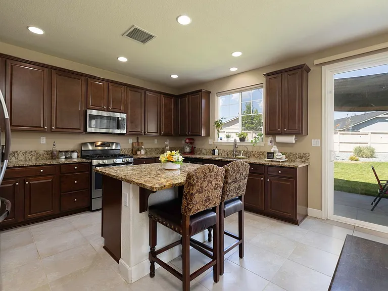 10687 Walton Park Dr — Photo 8