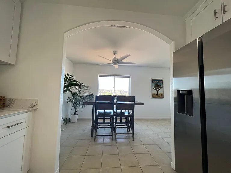 61786 Desert Air Rd #B — Photo 6