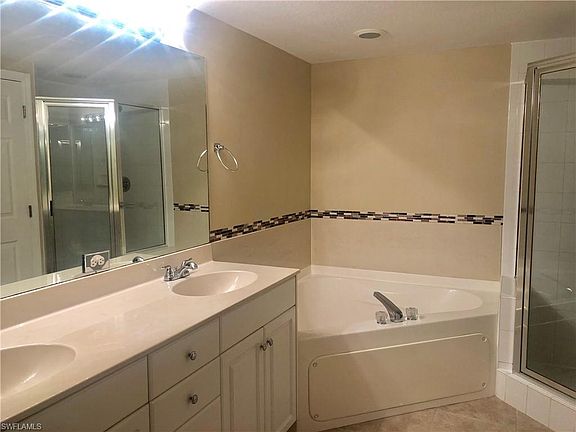 5th image of 5218 Chiquita Blvd S APT 101C