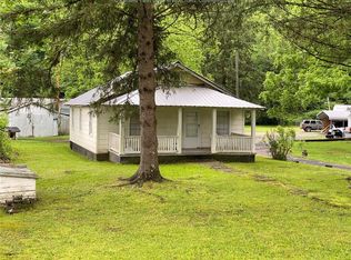 Route 10, Oceana, WV 24870