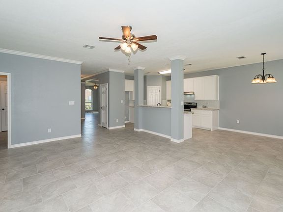 5th image of 4425 Kandywood Dr