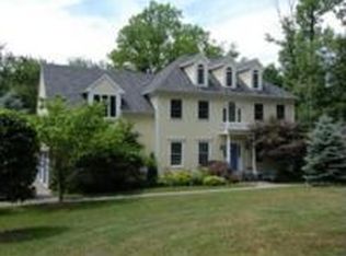 26 Old Farm Hill Rd, Newtown, CT 06470