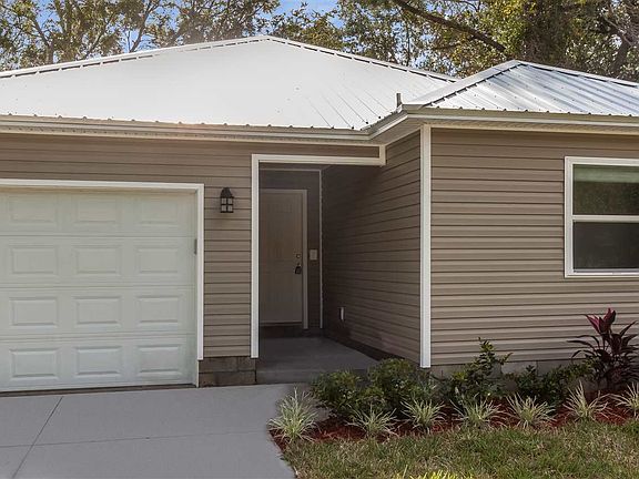 3rd image of 319 Ravenswood Dr