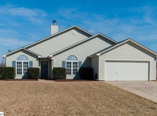 105 Trumpeter Ln, Simpsonville, SC 29680