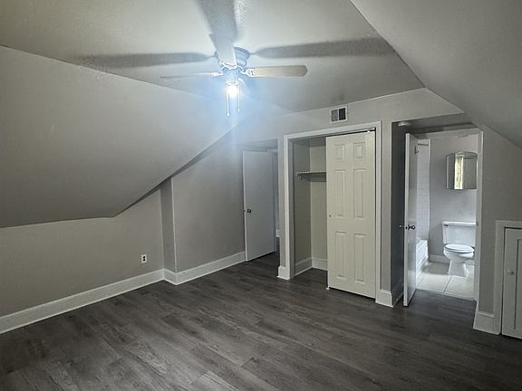 4th image of 319 N 33rd St #8
