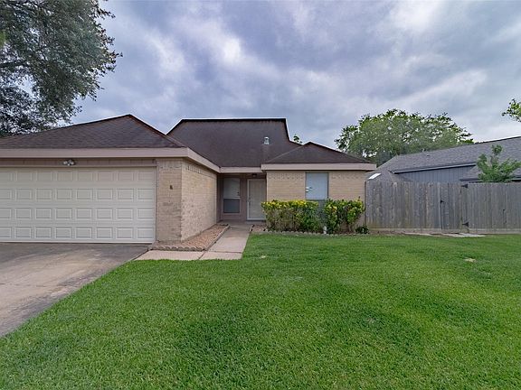 4th image of 2110 Highland Hills Dr