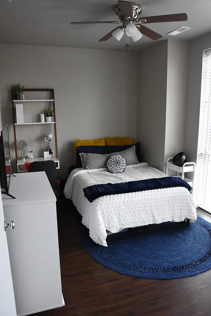 Augusta Place — Photo 4