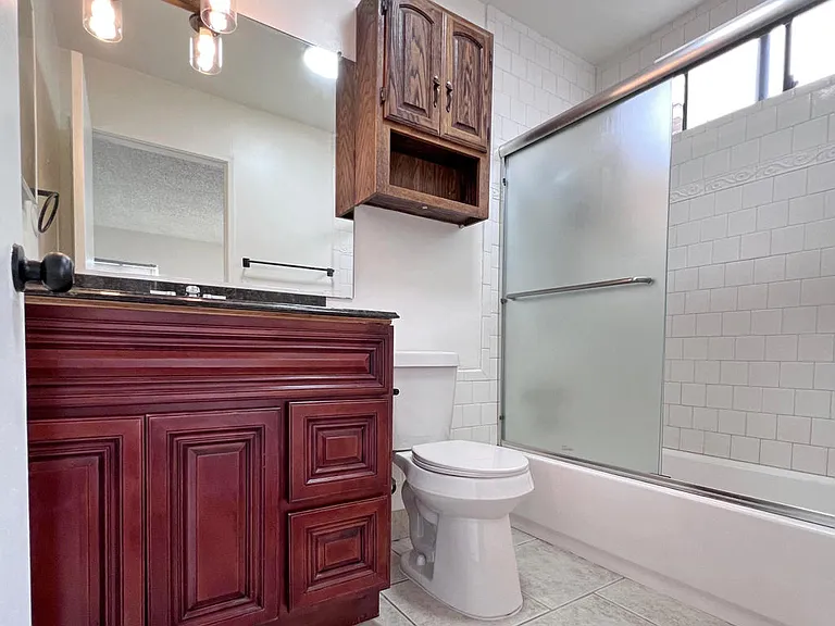 5612 Glickman Ave — Photo 15