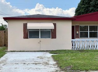5042 Eadie Pl, West Palm Beach, FL 33407